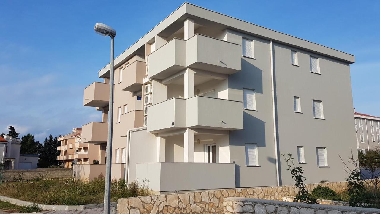 Apartment Dream Новалья Экстерьер фото